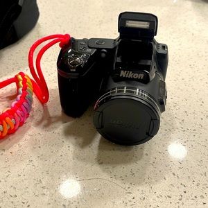 Nikon coolpix L480 camera.